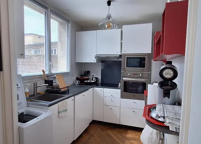 St Andre Centre Standing Apartment