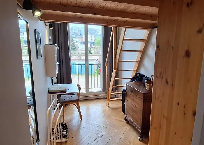 St Andre Centre Standing Apartment